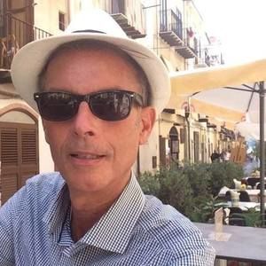 Meet your Posher, Charles